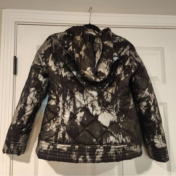 Guess black and silver reversible puffer jacket L - Picture 7 of 7